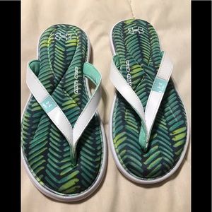 Under Armor Flip Flop (Never Worn)